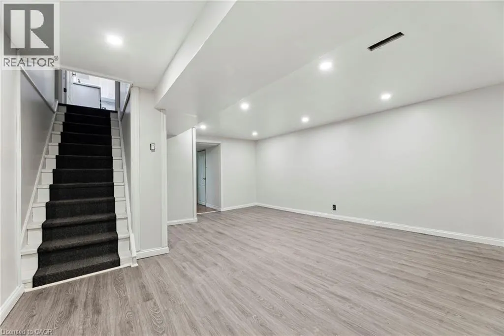647 BALSAM Crescent
