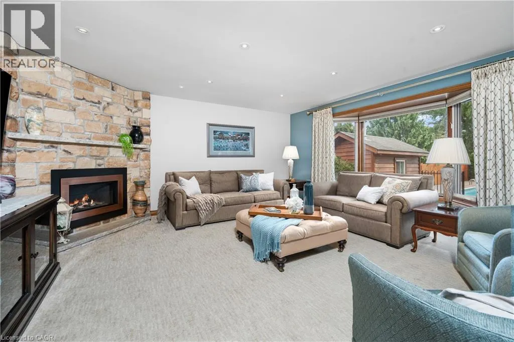 22 WENDAKEE Drive