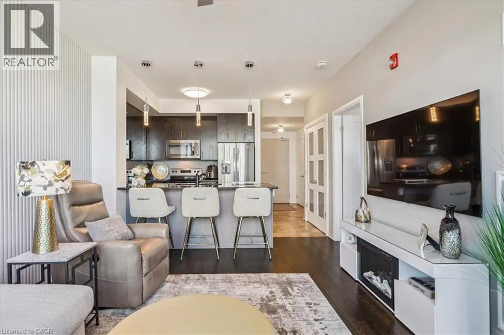 10 CONCORD Place Unit# 204, #204