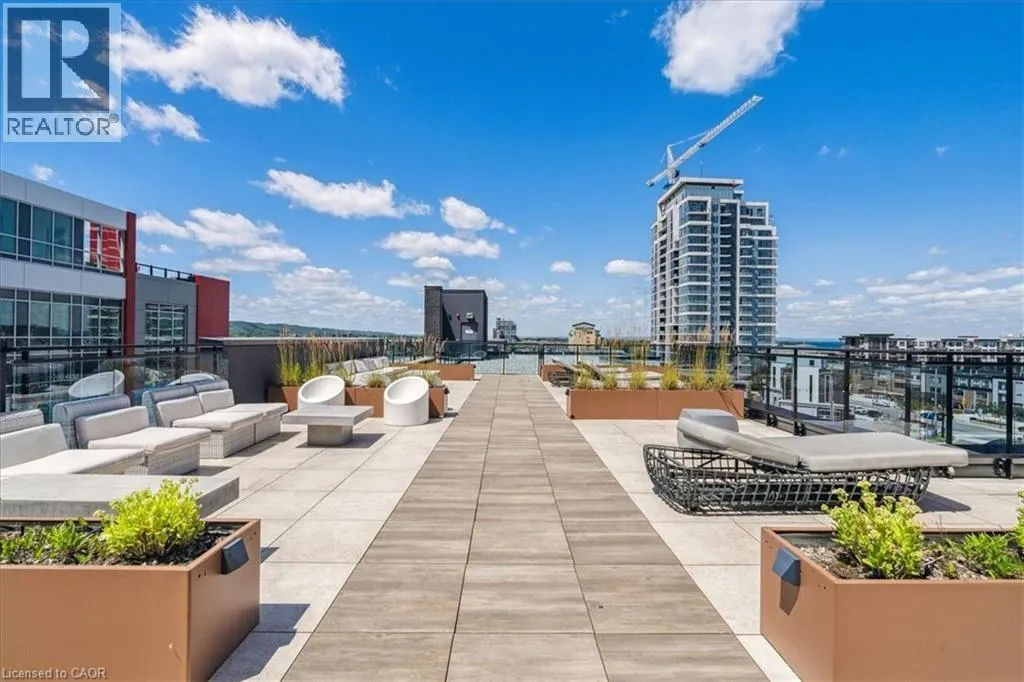 10 CONCORD Place Unit# 204, #204