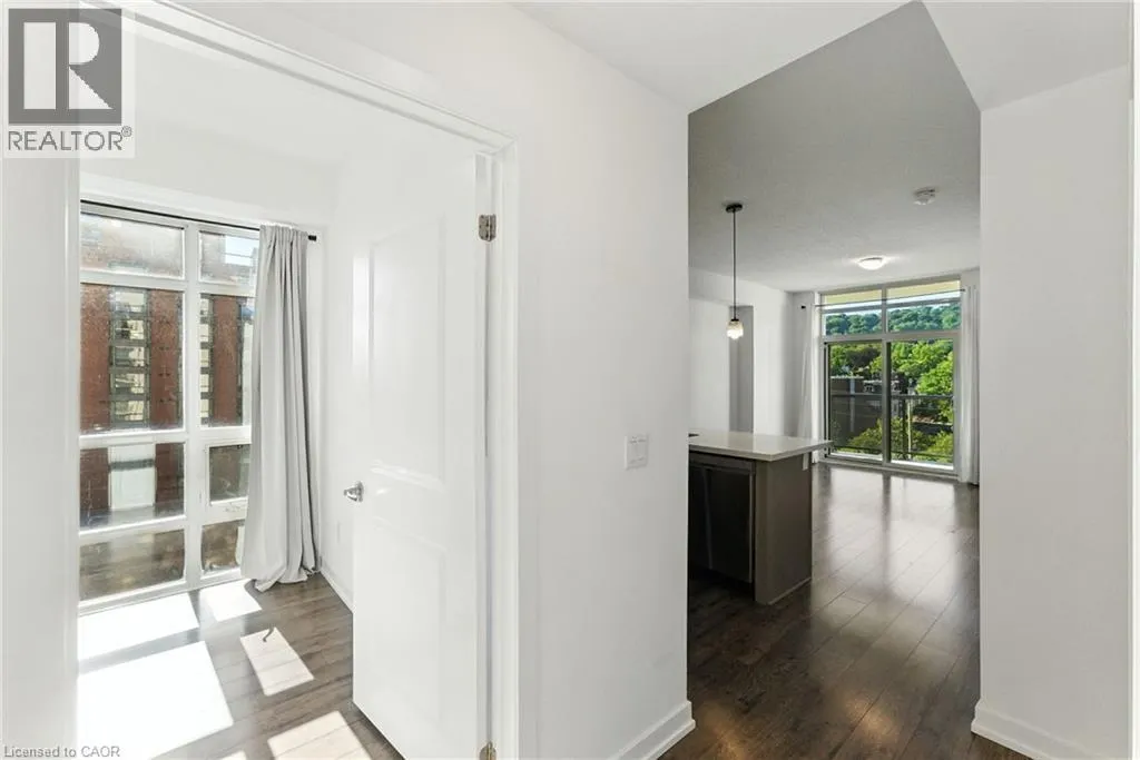 81 ROBINSON Street Unit# 709, #709