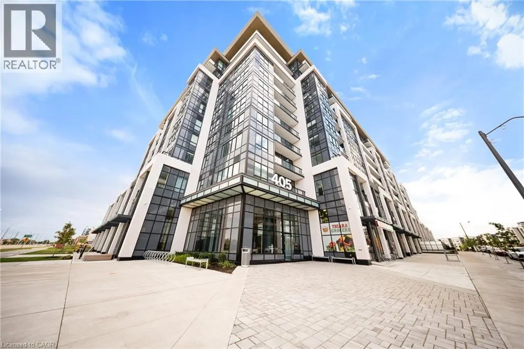 405 DUNDAS Street W Unit# 813, #813