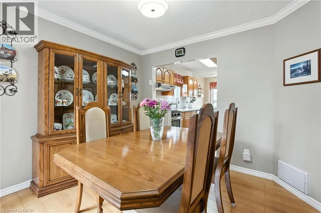 2194 SILVERBIRCH Court
