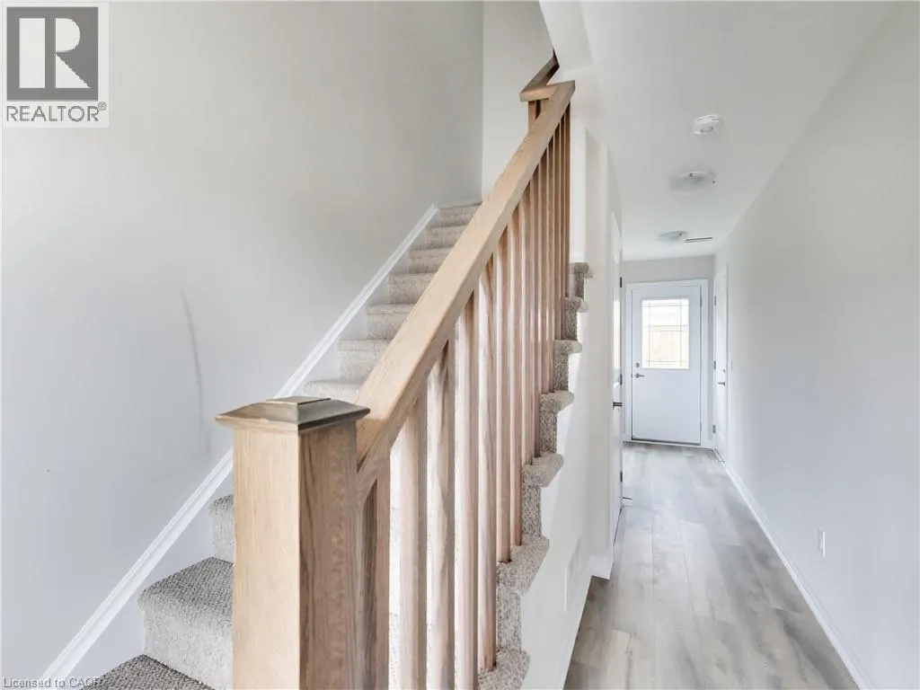 19 PICARDY Drive Unit# 23, #23