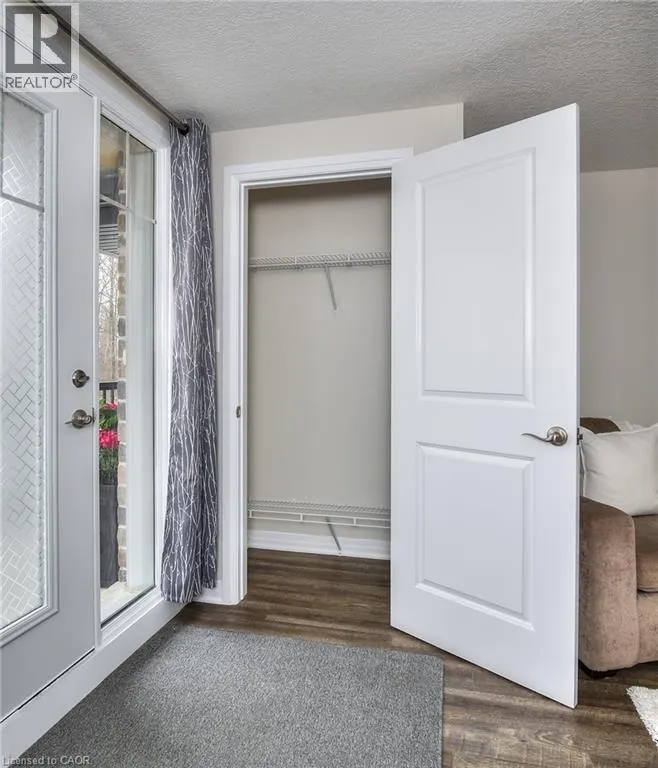 1989 OTTAWA Street S Unit# 30F, #30F