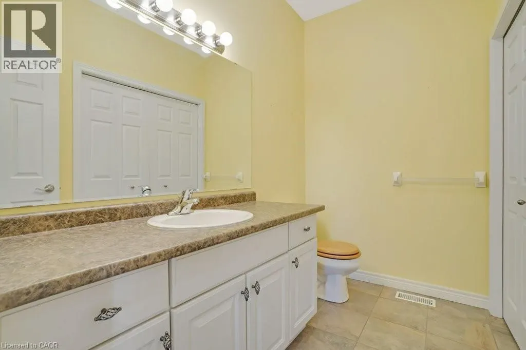 20 ISHERWOOD Avenue Unit# 99, #99