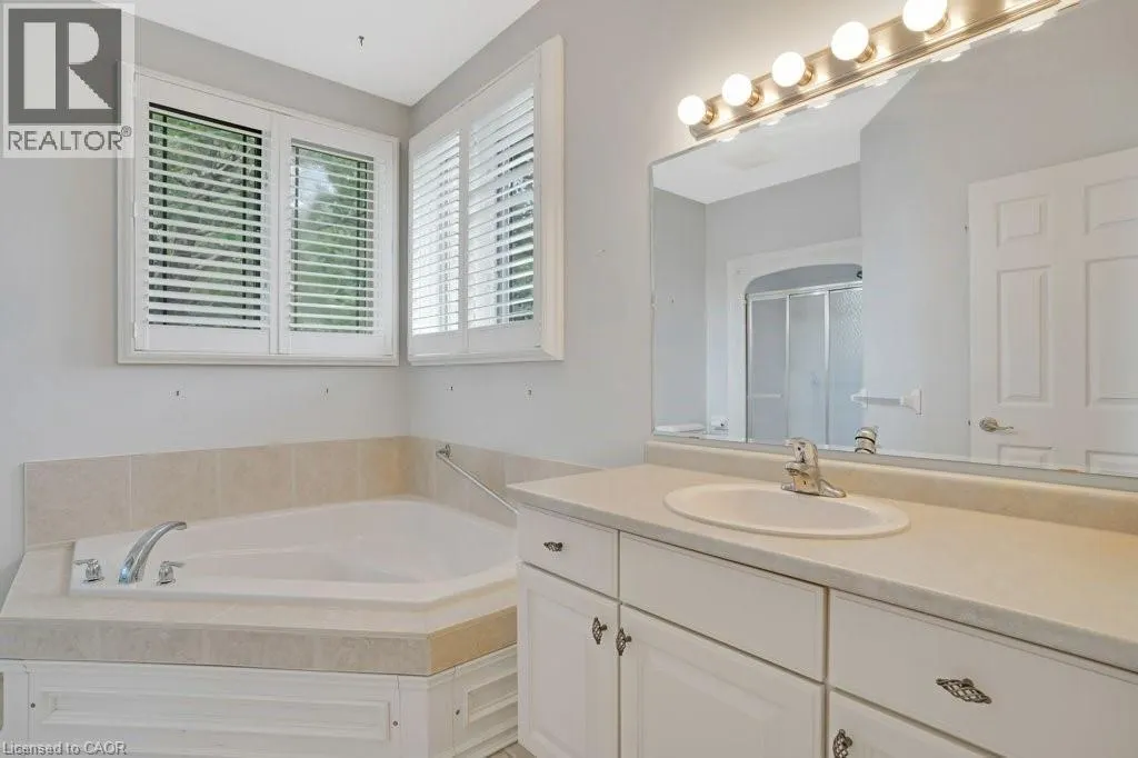 20 ISHERWOOD Avenue Unit# 99, #99