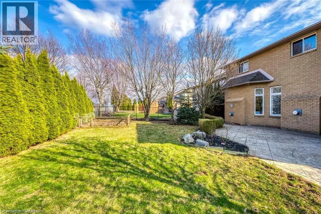 39 THOROUGHBRED Boulevard