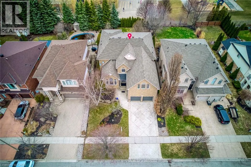 39 THOROUGHBRED Boulevard