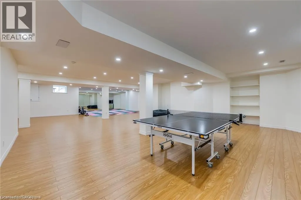 39 THOROUGHBRED Boulevard