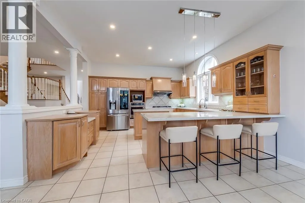 39 THOROUGHBRED Boulevard
