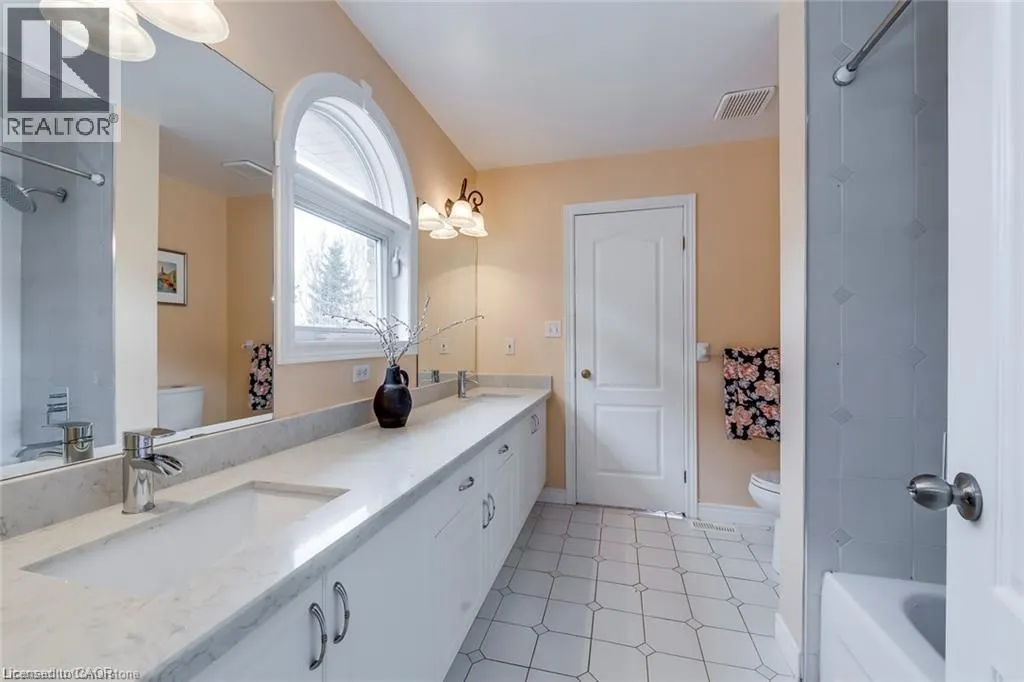 39 THOROUGHBRED Boulevard
