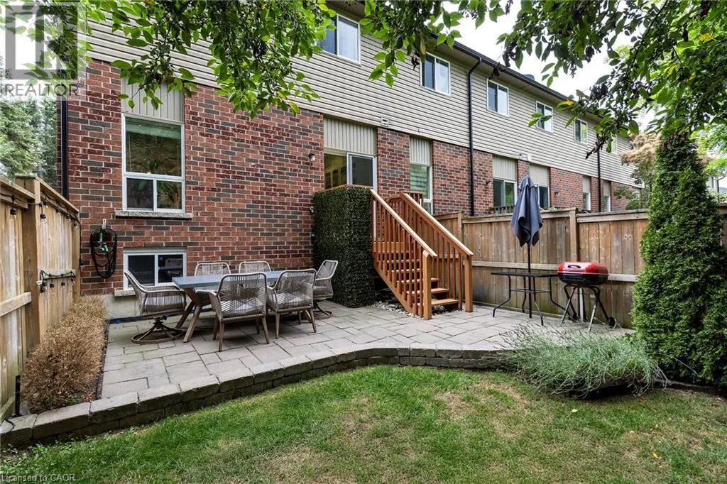 345 GLANCASTER Road Unit# 14, #14