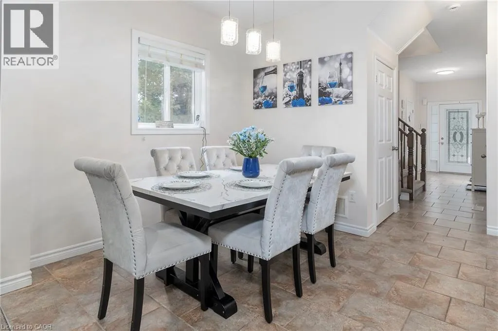 345 GLANCASTER Road Unit# 14, #14