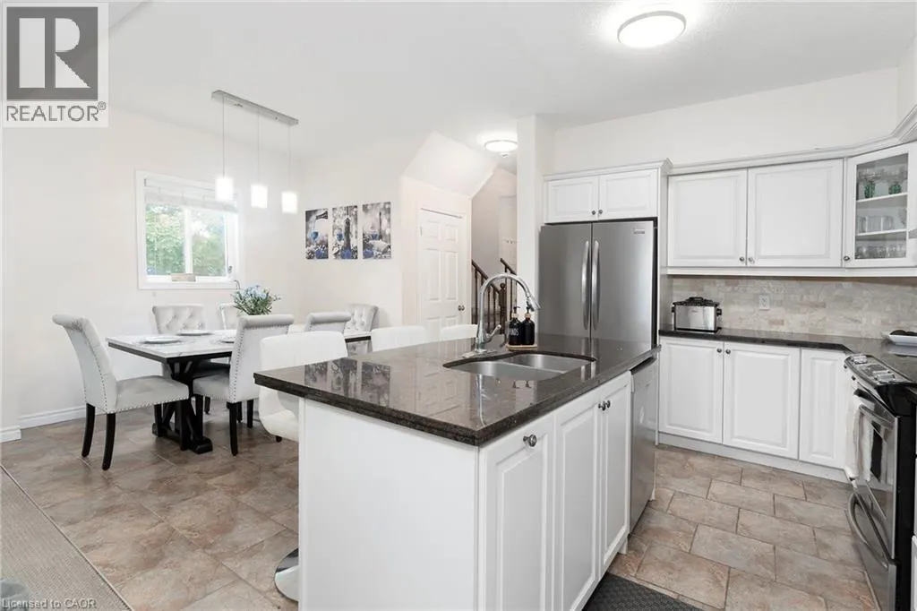 345 GLANCASTER Road Unit# 14, #14