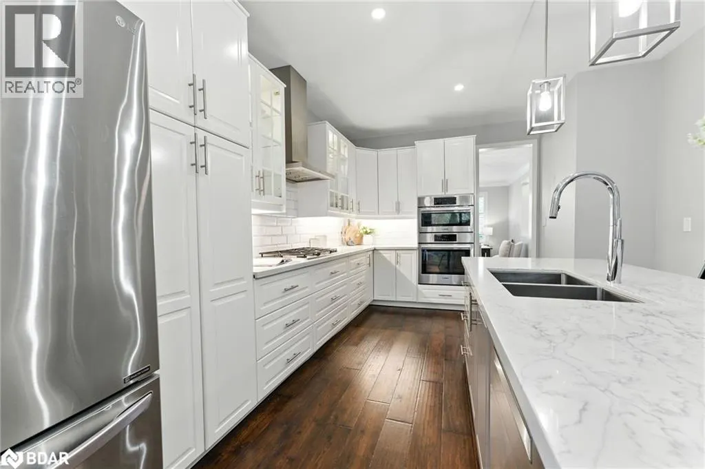 1539 JARVIE Crescent