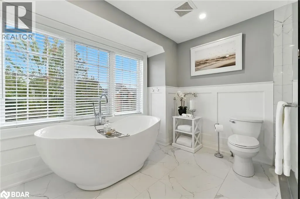 1539 JARVIE Crescent