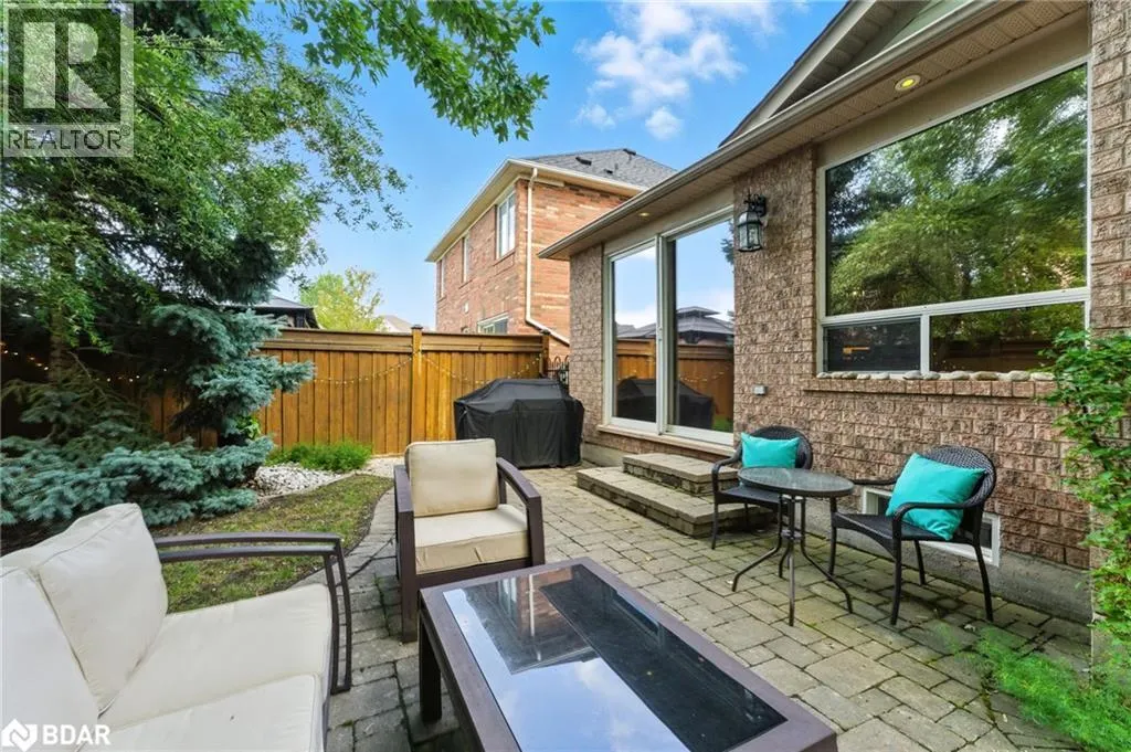 1539 JARVIE Crescent