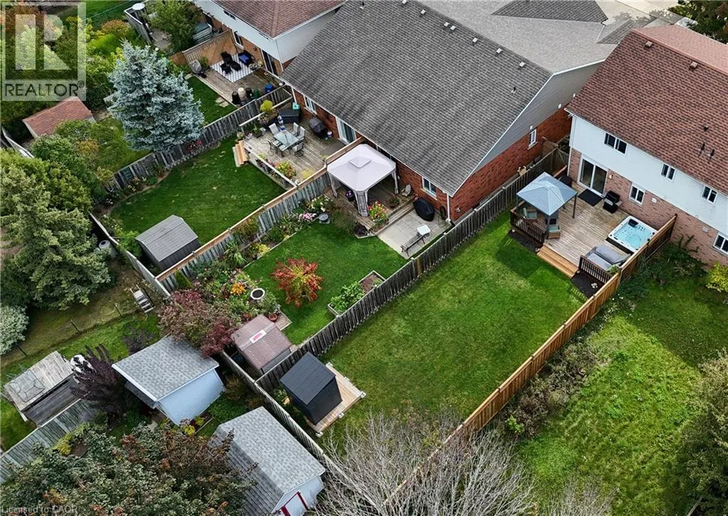 209B INVERHURON Crescent