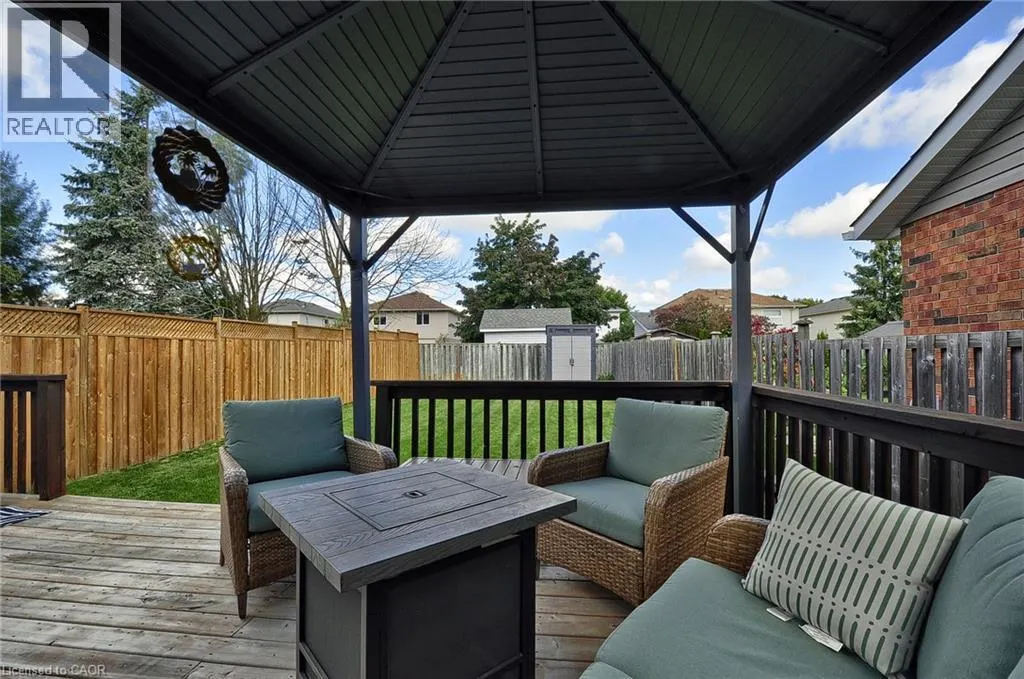 209B INVERHURON Crescent