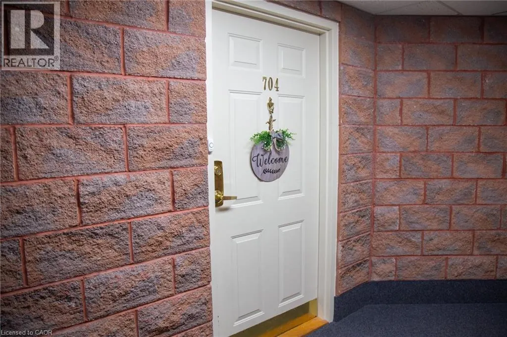 5 MILL POND Court Unit# 704, #704