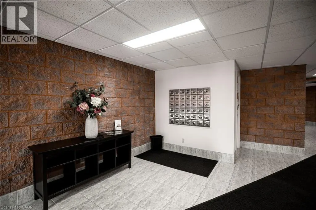 5 MILL POND Court Unit# 704, #704