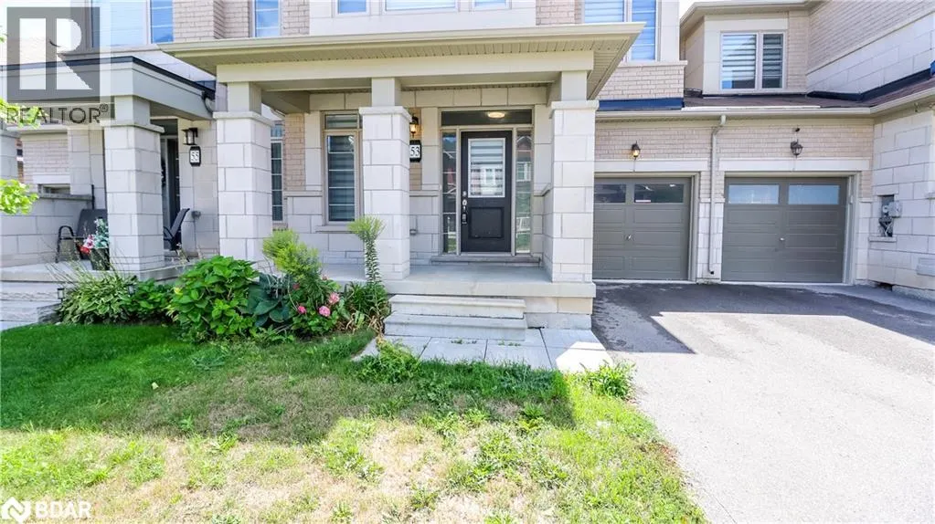 53 MONDIAL CRESCENT Crescent