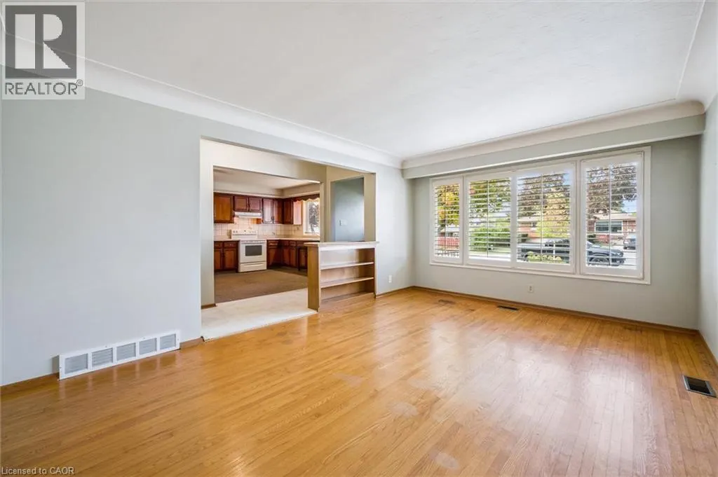 67 TRAYNOR Avenue