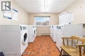 87 ST GEORGE Street Unit# 604, #604
