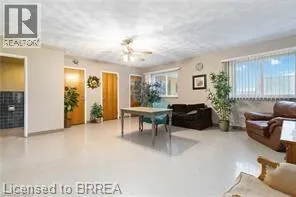 87 ST GEORGE Street Unit# 604, #604