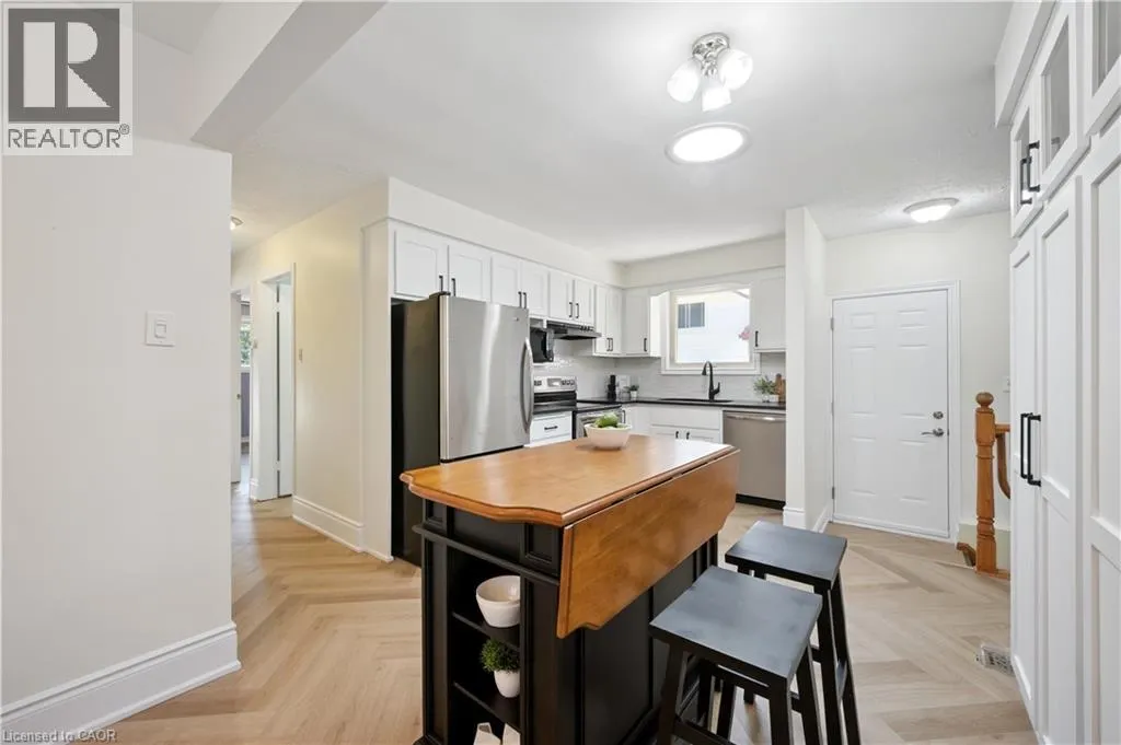 319 CONSERVATION Drive