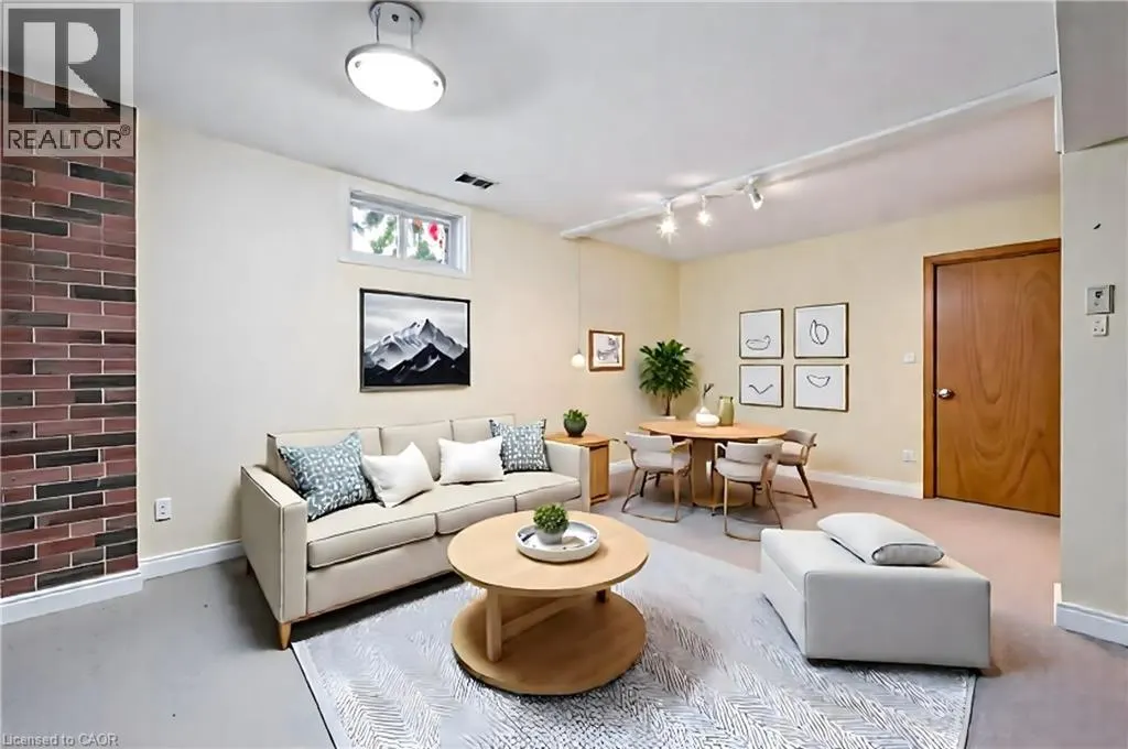 319 CONSERVATION Drive