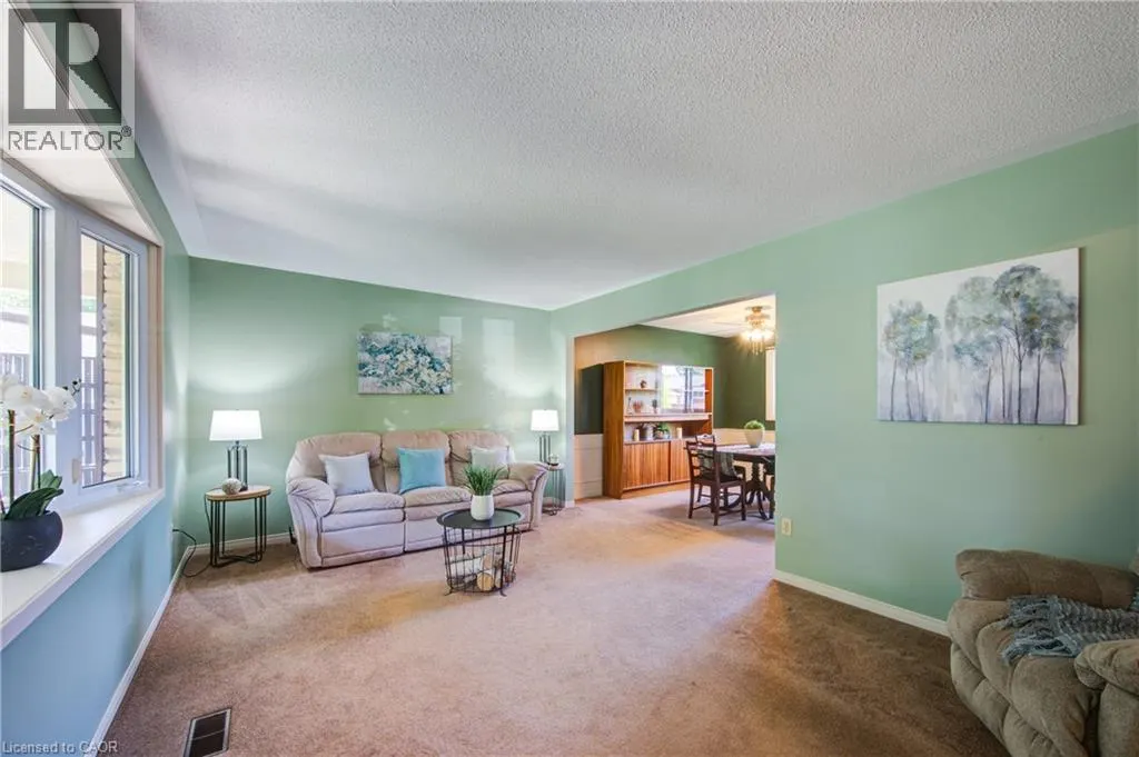302 BORDEN Court