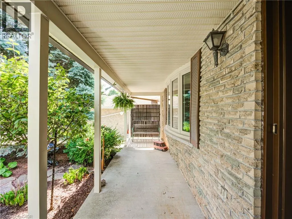 302 BORDEN Court