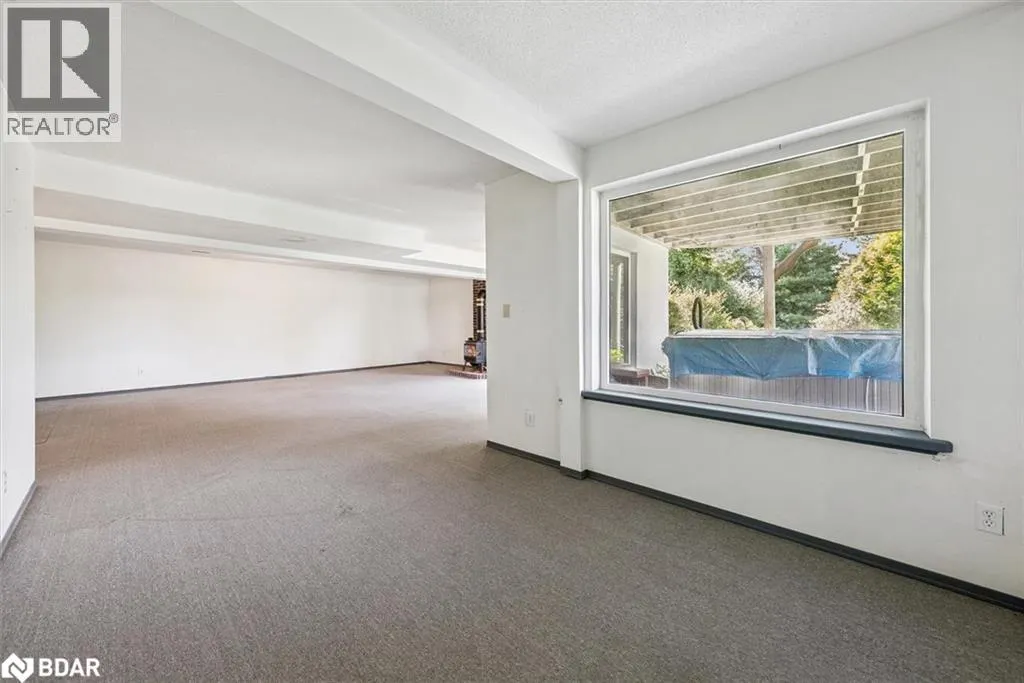 46 FOREST HILL Drive