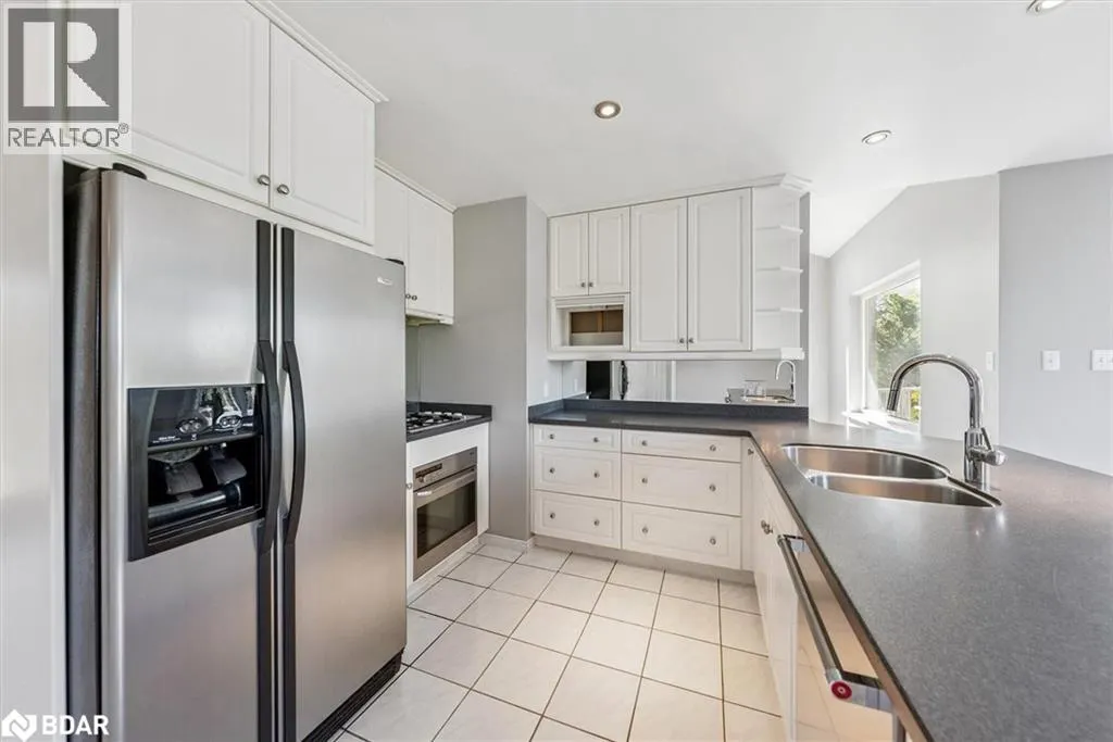 46 FOREST HILL Drive