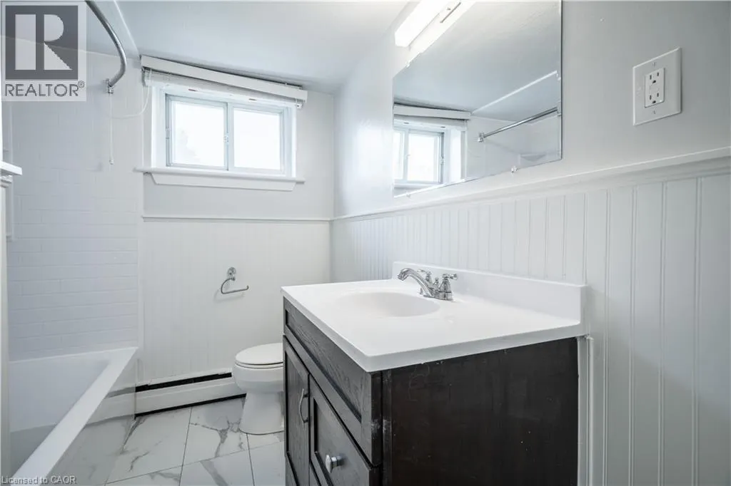 2161 GHENT Avenue Unit# 4, #4