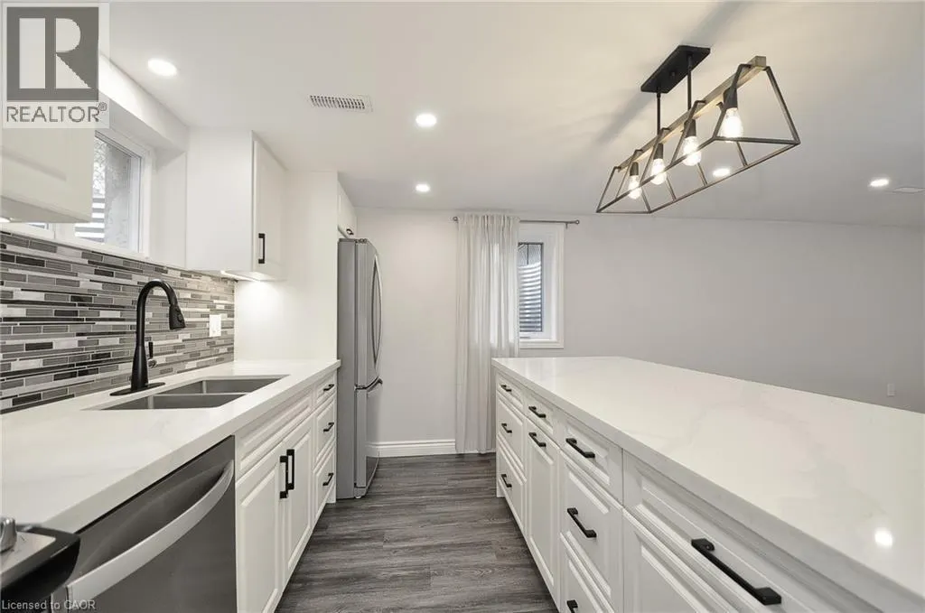83 BURBANK Road Unit# 2, #2