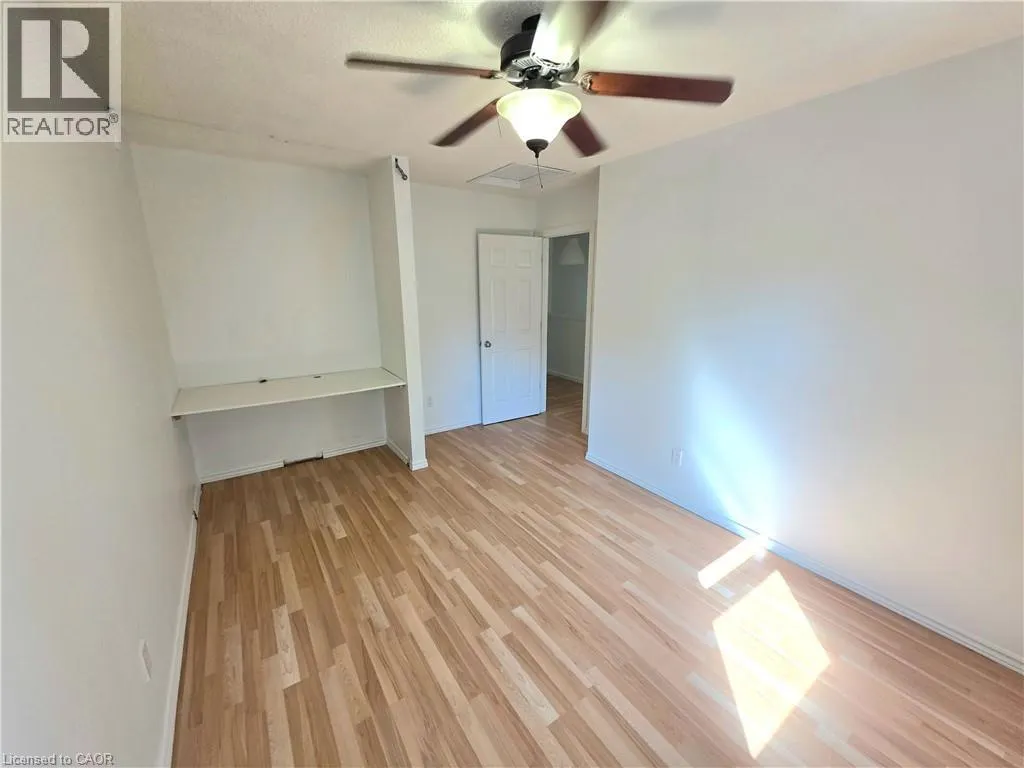 26 POPLAR Drive Unit# 5, #5