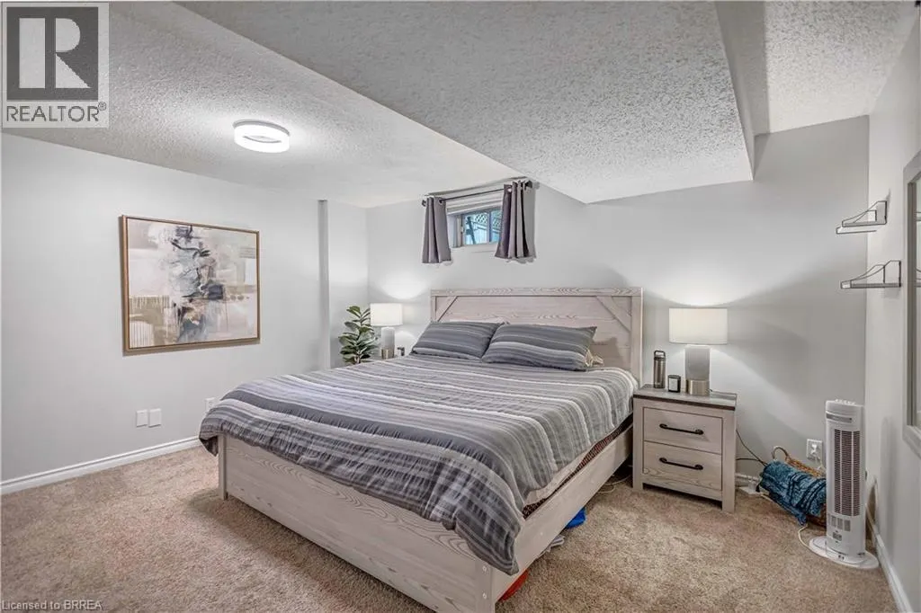 27 CANDLEWOOD Drive