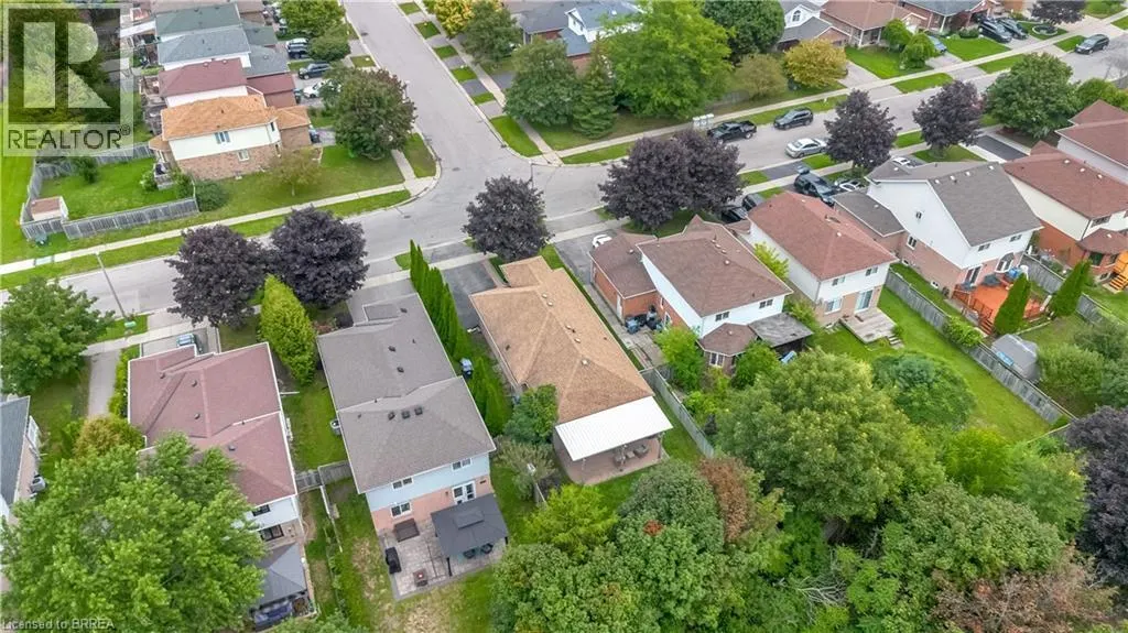 27 CANDLEWOOD Drive