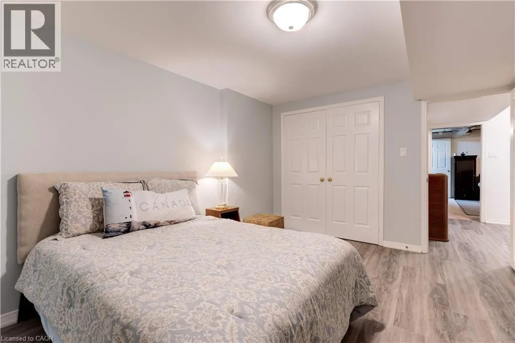 2500 WESTOAK TRAILS Boulevard