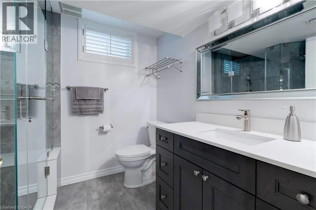 2500 WESTOAK TRAILS Boulevard