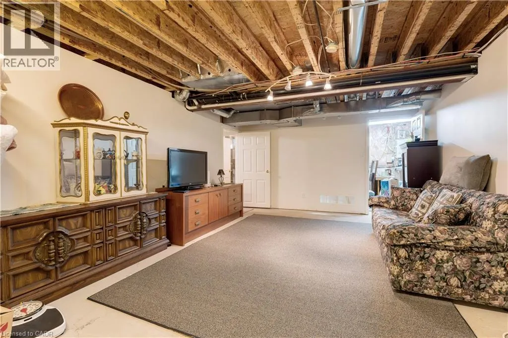 2500 WESTOAK TRAILS Boulevard