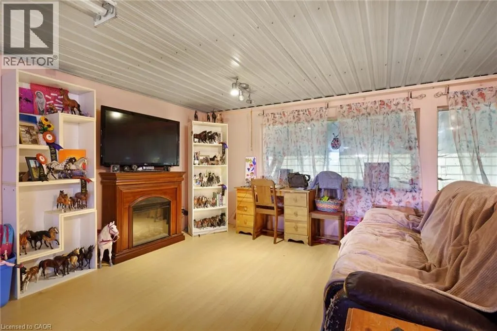 1374 5TH CONCESSION ROAD WEST