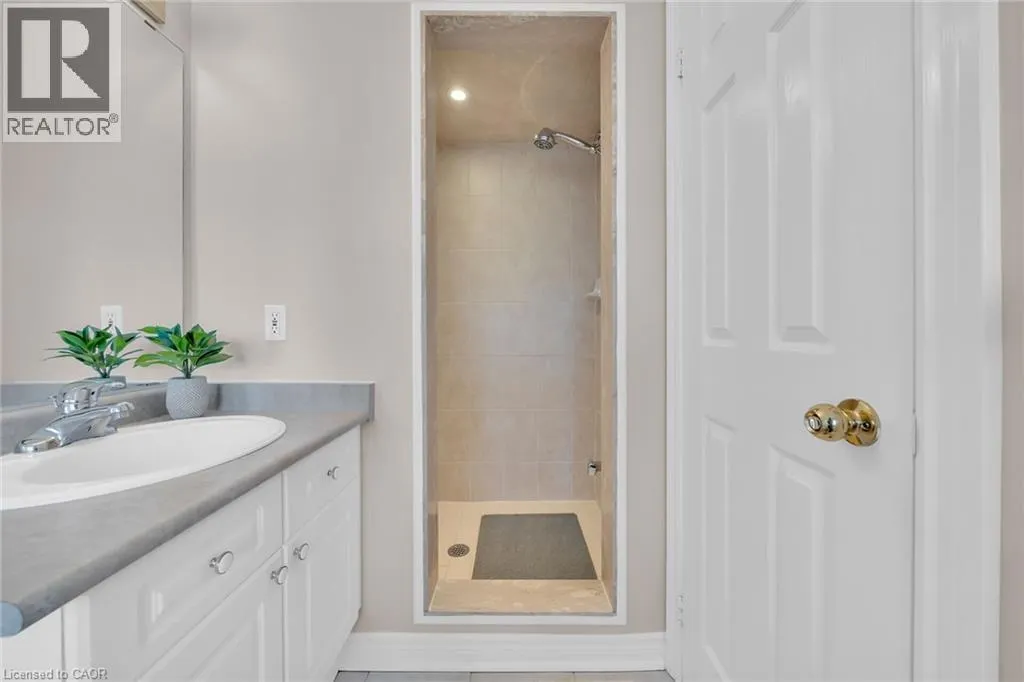 300 RAVINEVIEW Way Unit# 41, #41