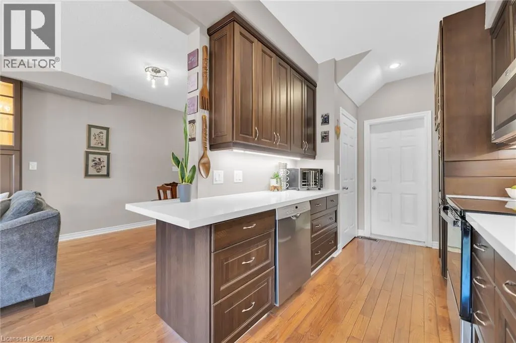 300 RAVINEVIEW Way Unit# 41, #41