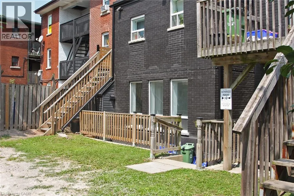 590 MAIN Street E Unit# 4, #4