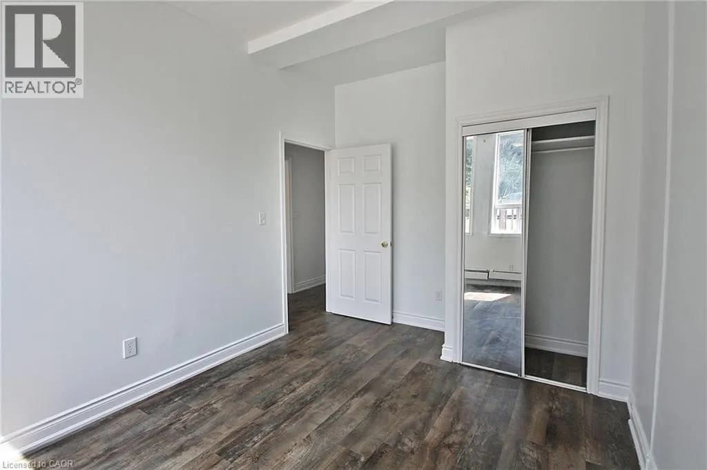 590 MAIN Street E Unit# 4, #4