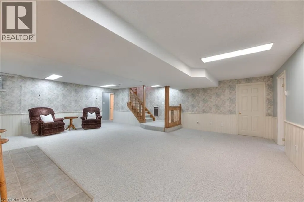 422 HAGEN Court